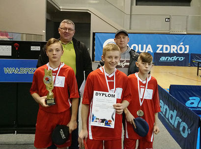 Sportowcy z nagrodami oraz trenerzy