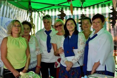 Członkinie Koła Gospodyń Wiejskich z Bożanowa podczas dożynek gminnych w Żarowie