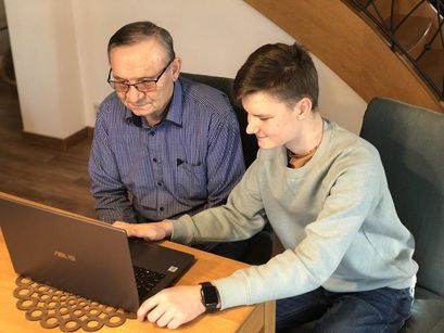 Kajetan z Żarowa wygrał laptopa dla swoich dziadków