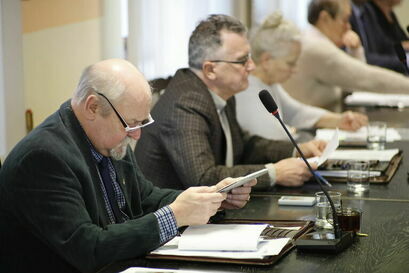 Na zdjęciu uczestnicy podczas posiedzenia Komisji Rady Miejskiej