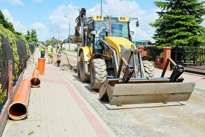 Rozpoczęły się prace przy budowie dróg na ul. Cembrowskiego i Stumetrówki w Żarowie