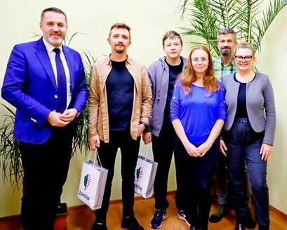Uczestnicy konkursu fotograficznego "Gmina Żarów w obiektywie" otrzymali nagrody