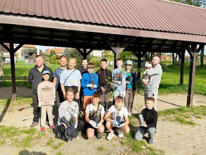 Mieszkańcy Wierzbnej zorganizowali akcję sprzątania wsi