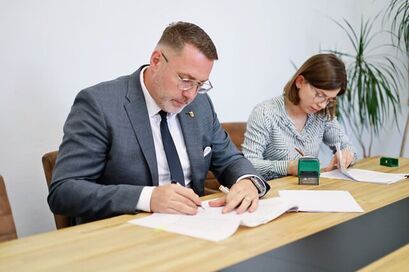 Umowa na budowę ścieżki rowerowej podpisana