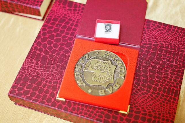 Złote Dęby dla zasłużonych mieszkańców i organizacji