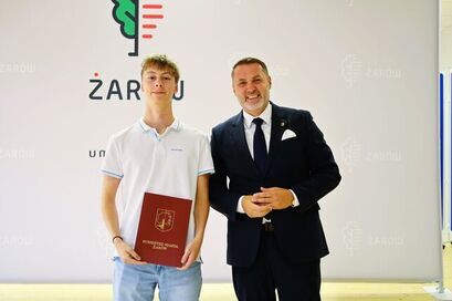 Stypendia Burmistrza dla najlepszych uczniów