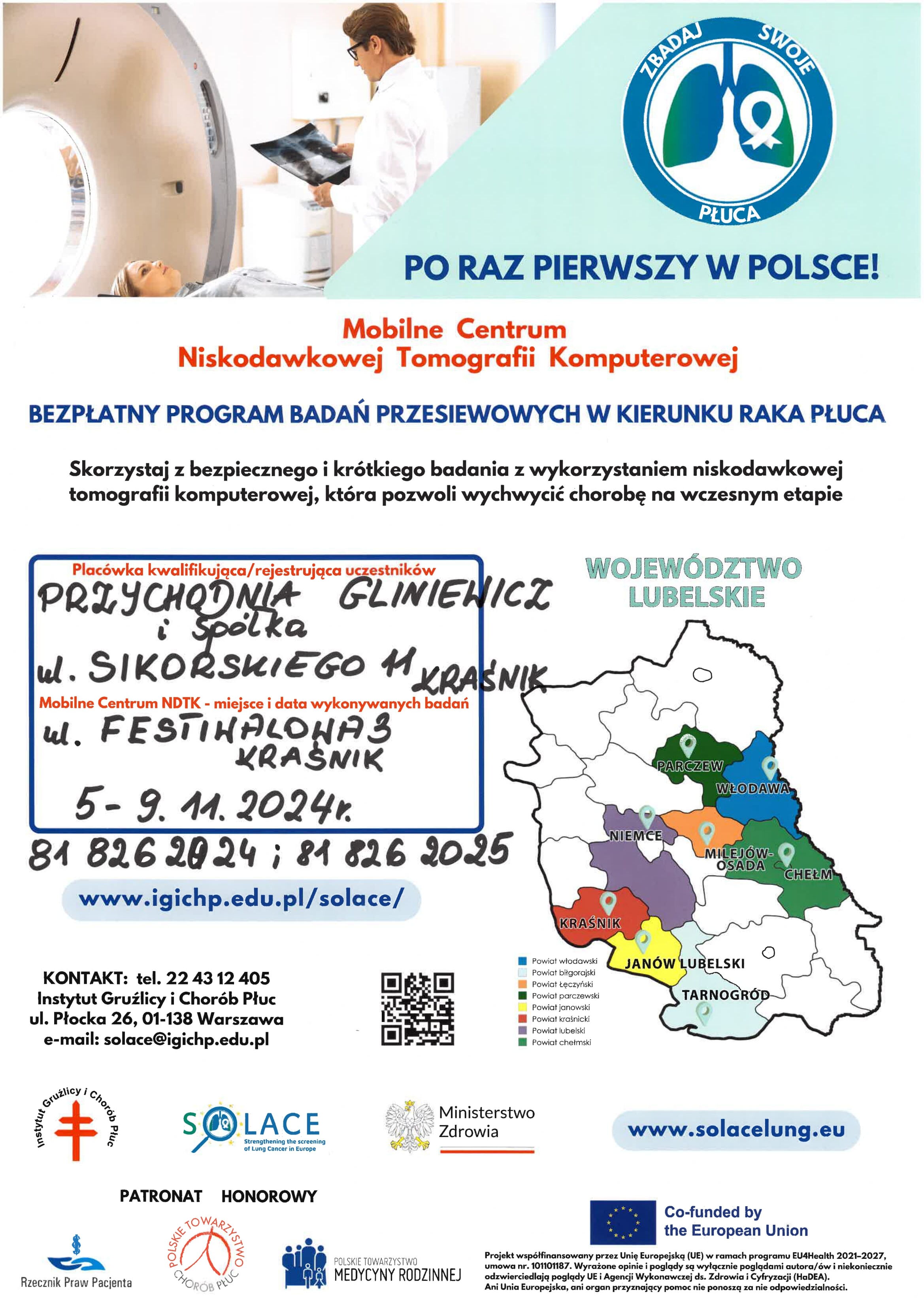 Zdjęcie przedstawia plakat informacyjny o mobilnym centrum tomografii komputerowej z grafikami, mapą Polski, tekstem informacyjnym, i logami sponsorów.