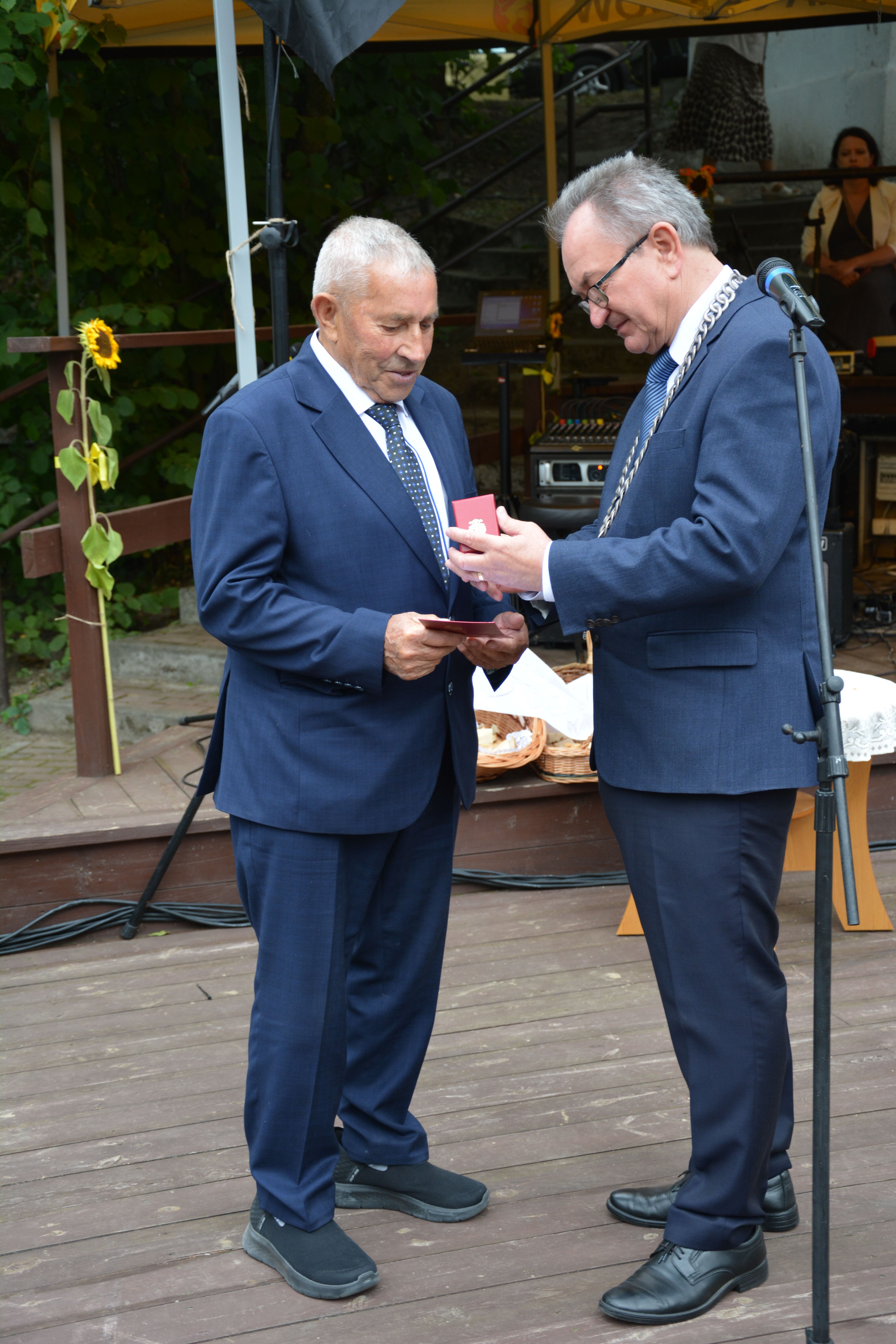 Odznaka honorowa Zasłużóny dla Rolnictwa