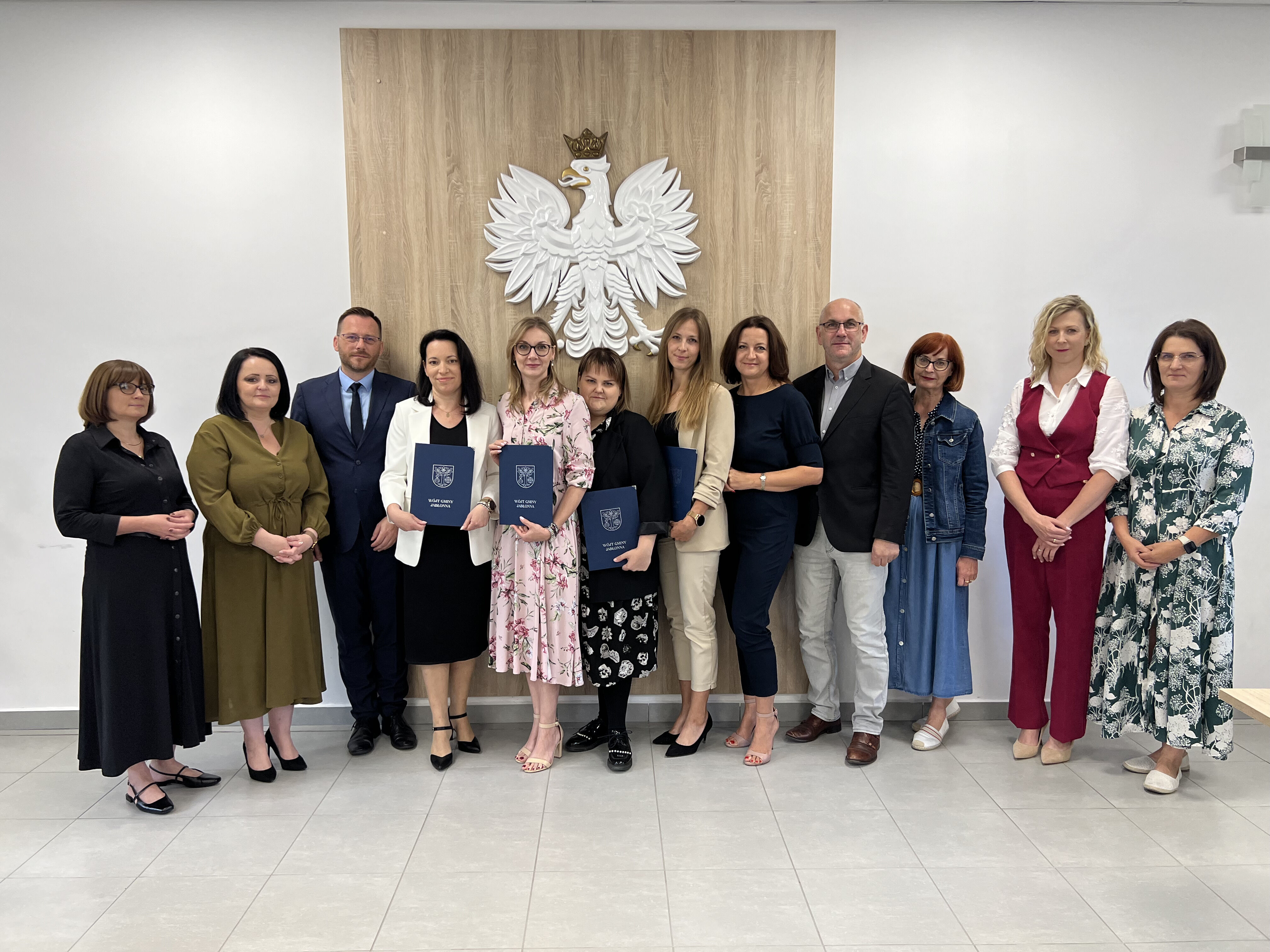 zdjęcie grupy ludzi