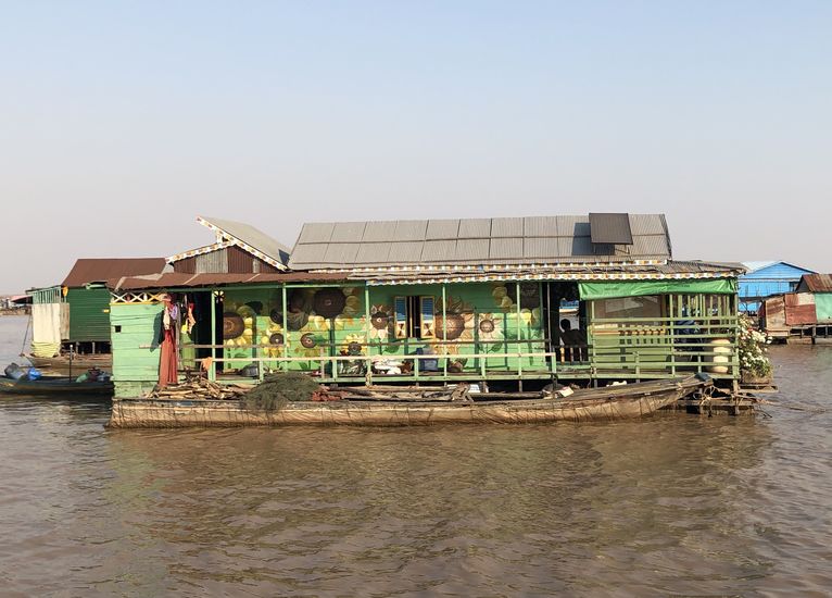 Kambodża - pływająca wioska na jeziorze Tonlé Sap