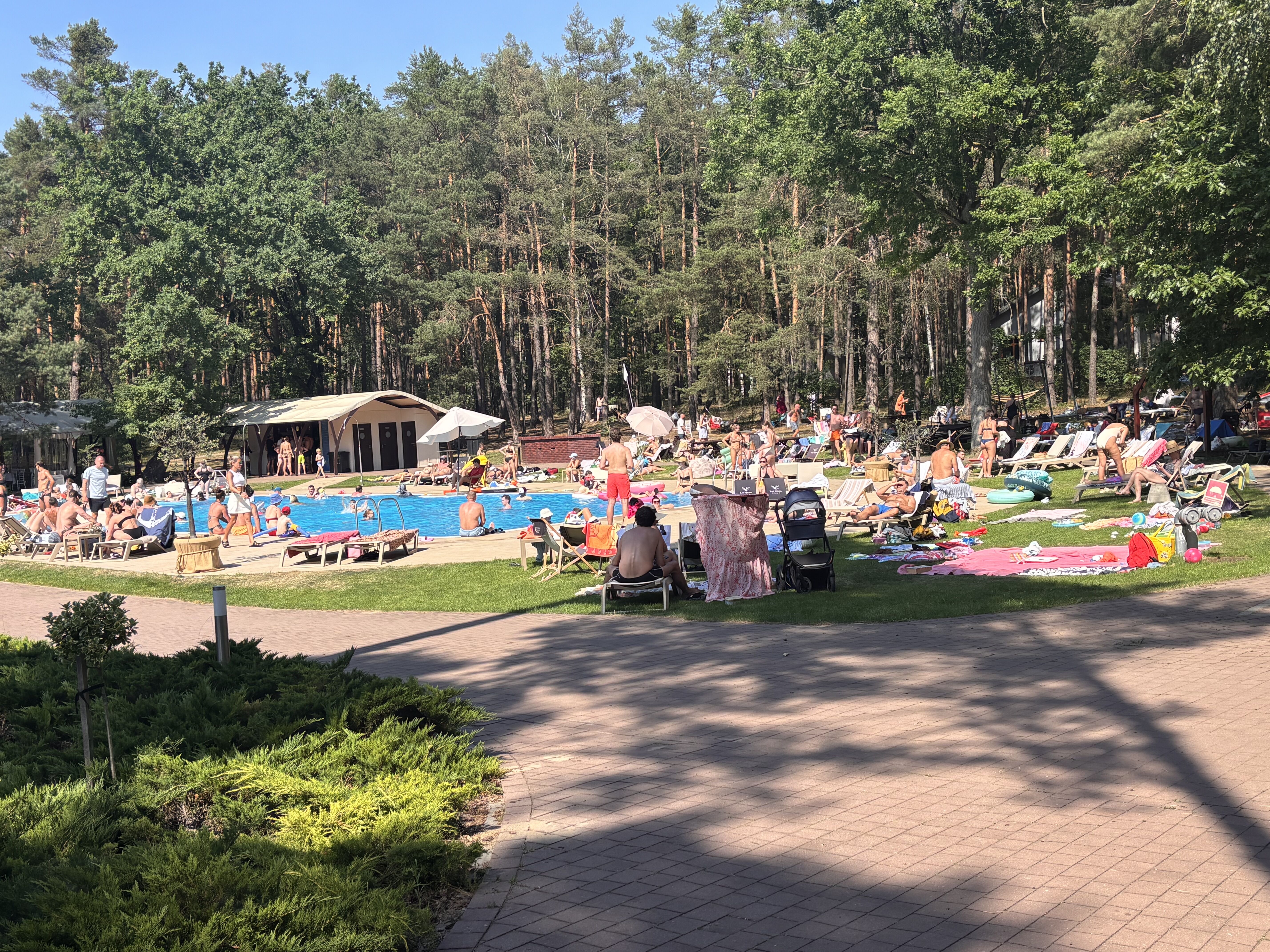 Basen okazał się porażką.