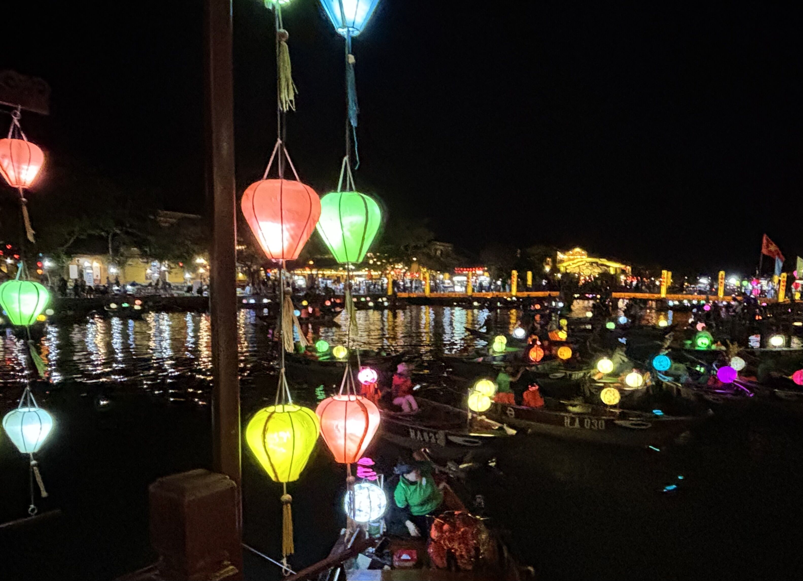 Hoi An nocą.