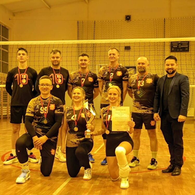 Drużyna siatkarska Starostwa Powiatowego w Puławach