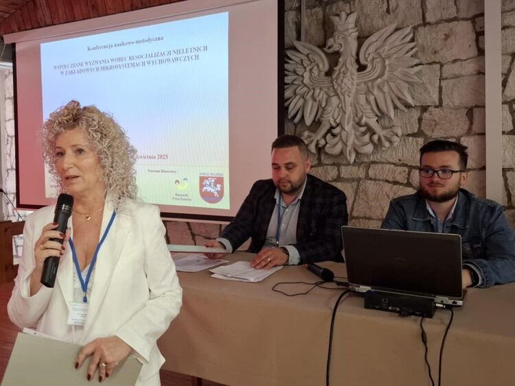 Konferencja Współczesne wyzwania wobec resocjalizacji nieletnich w zakładowych mikrosystemach wychowawczych