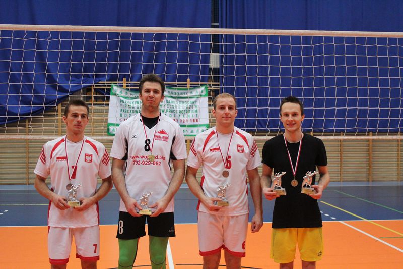- najlepsi_zawodnicy_turnieju_-_od_lewej__dariusz_biernacki__robert_wandzel__radoslaw_biernacki__piotr_staszewski_.jpg