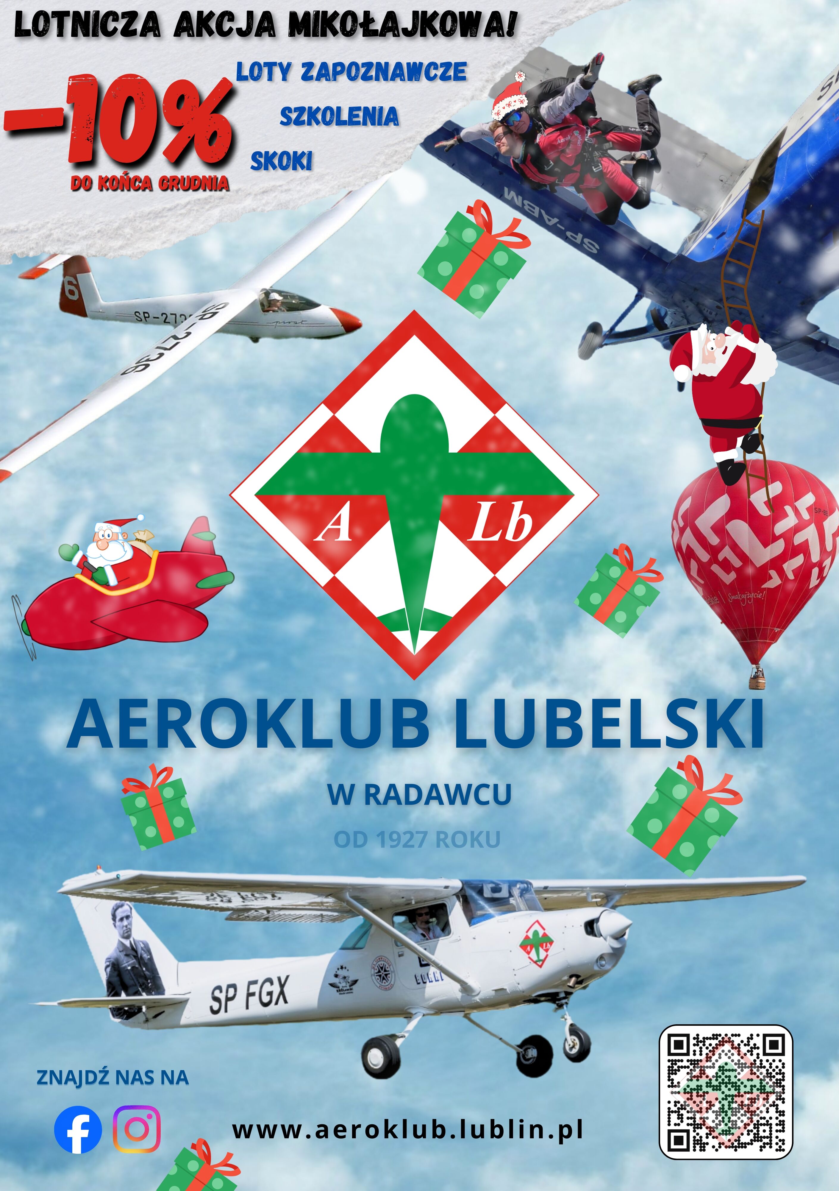 Plakat promujący akcję Aeroklubu Lubelskiego. Samoloty w locie, prezenty, choinka i bombka nadają świąteczny nastr&oacute;j. Informacje o lotach zapoznawczych, szkoleniach i zniżkach. QR kod i adres strony na dole.